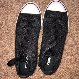 Converses sparkly black shoes